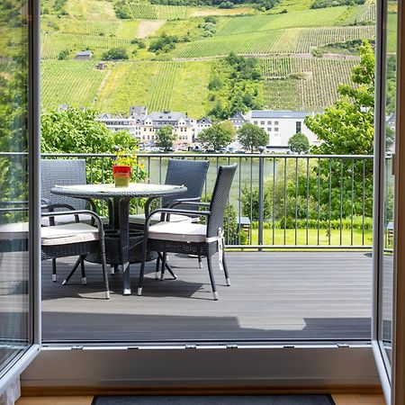 Zum Blauglockenbaum Apartman Zell an der Mosel Kültér fotó